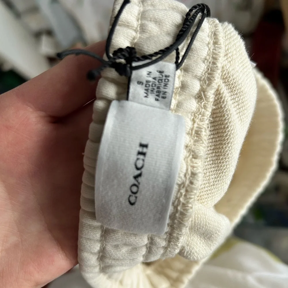 Coach Shorts NWT - Picture 5 of 5